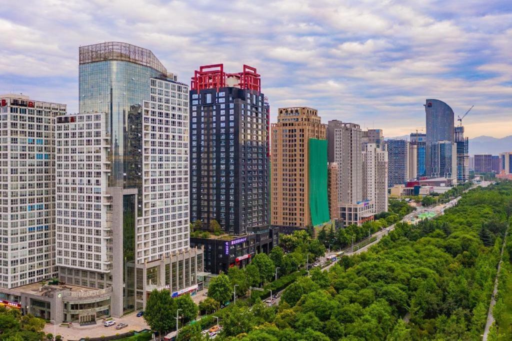 Yitel Xi'An Hi-Tech Zone Wanda Plaza Hotel Exterior photo